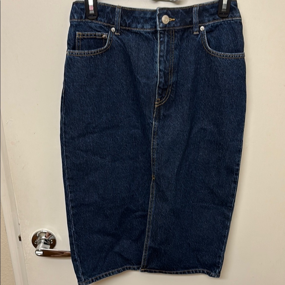 H&M Brand New Blue Denim Skirt